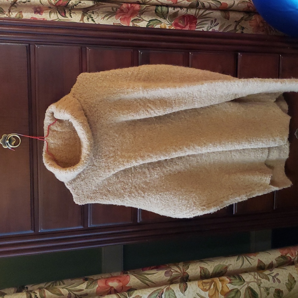 Turtle neck sweater